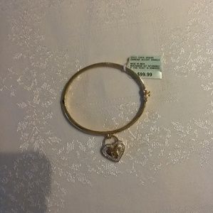 Beautiful Gold over brass Bracelet Diamond accent